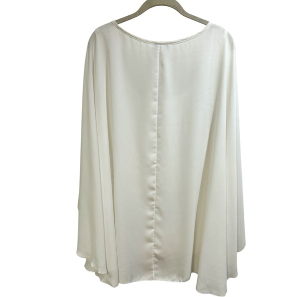 Torrid White Chiffon  Cape Back Top Size 2X  (NWOT) - Picture 6 of 10